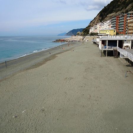 Albergo La Lampara Deiva Marina Exterior photo