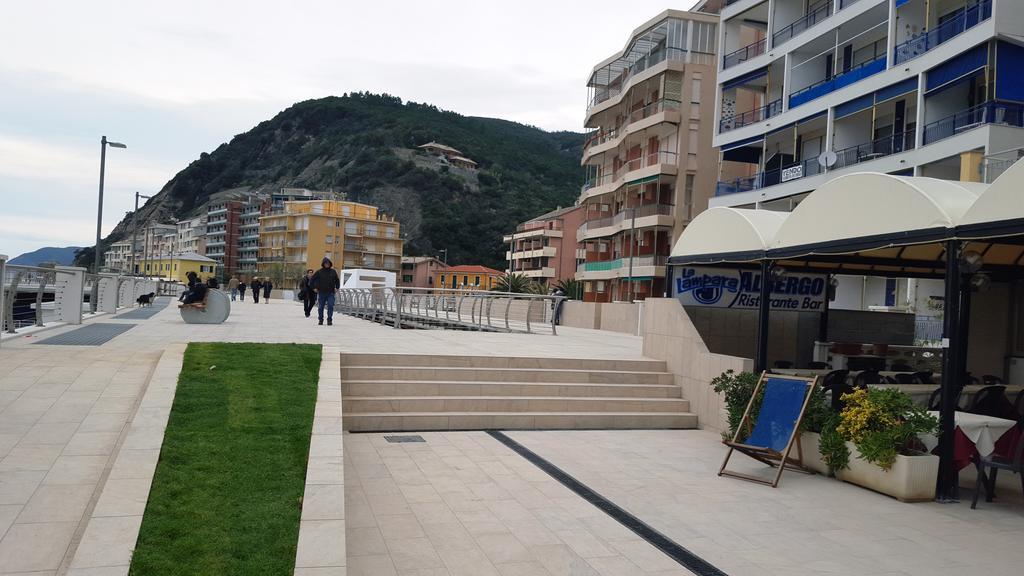 Albergo La Lampara Deiva Marina Exterior photo